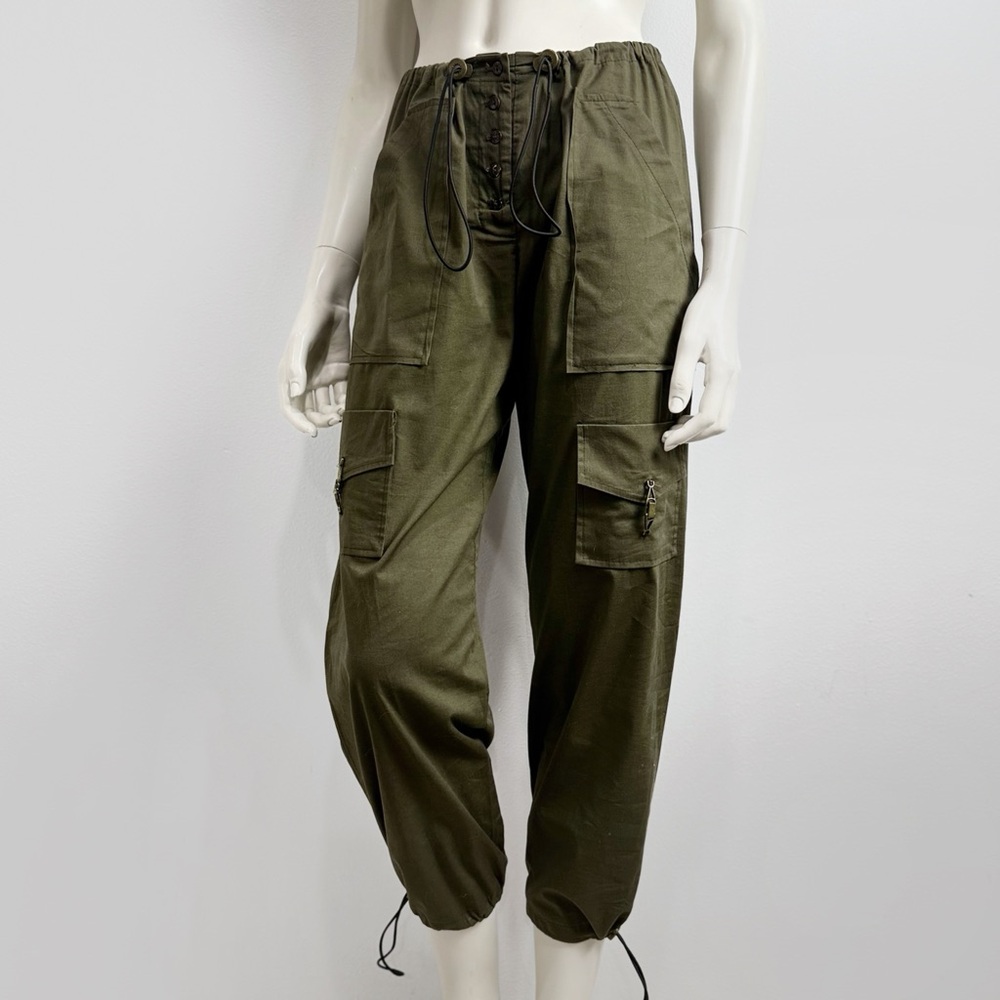 Single Women’s Olive Green Cargo Pants Drawstring Waist Cropped